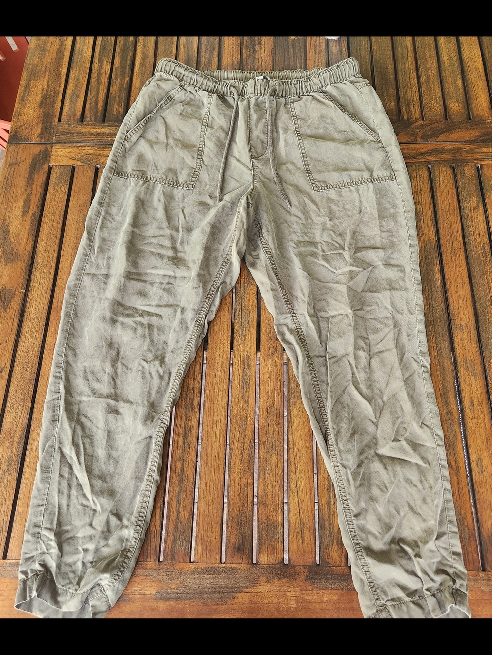 Women's Indigo Rein Olive Green Drawstring Joggers Size Large 100% Tencel Comfy